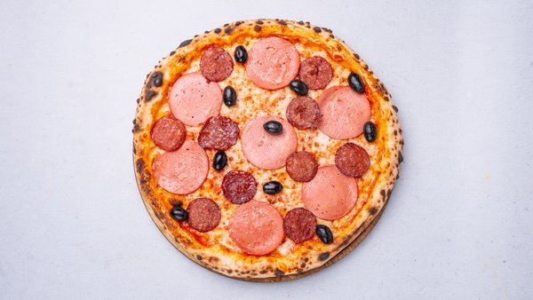 Pica me Sallam Viçi & Peperoni